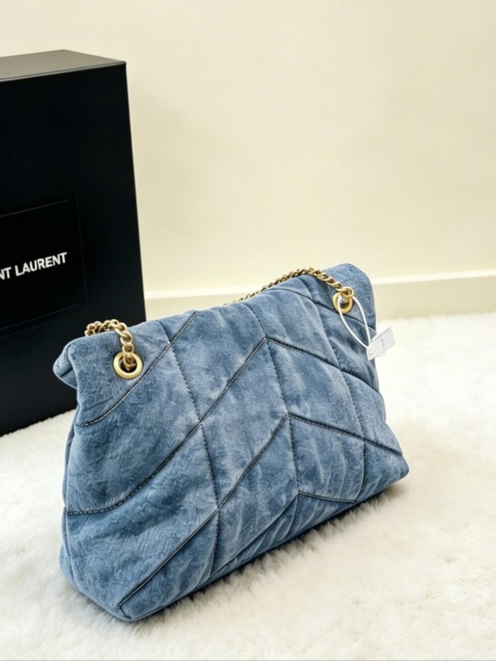 Saint Laurent Puffer Medium Bag - Picture 6 of 6